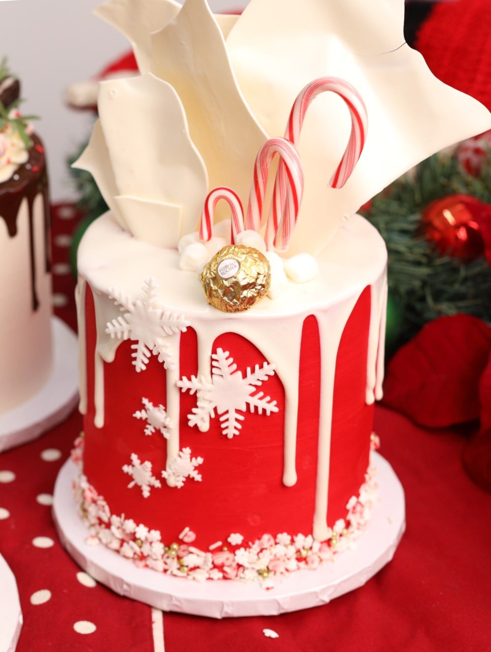 Pastel navideño rojo | Dani Flowers Bakery